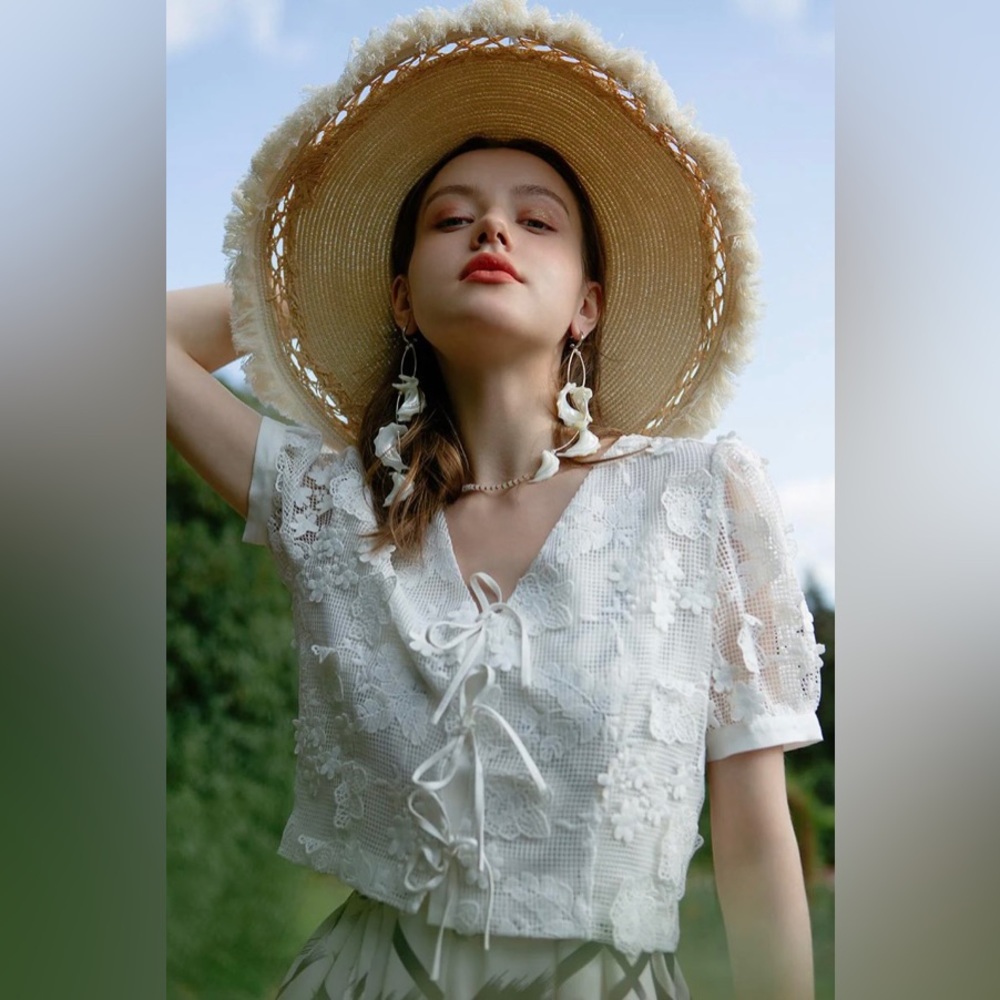 Petite Studio - Arissa Top, Ivory - XS. NWT